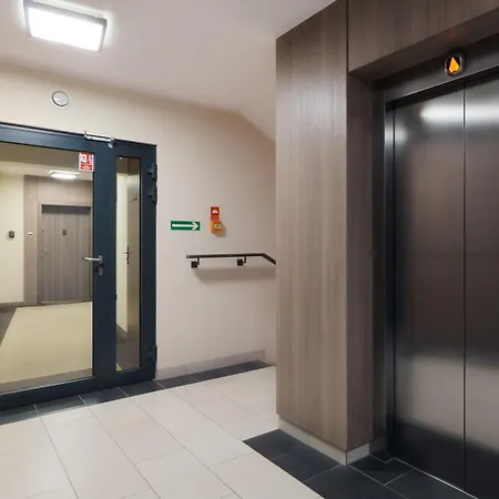 아파트 Flatbook Old Town - Stylish 2-bedroom With Parking