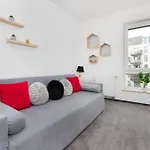 Flatbook Old Town - Stylish 2-bedroom With Parking * Gdańsk
