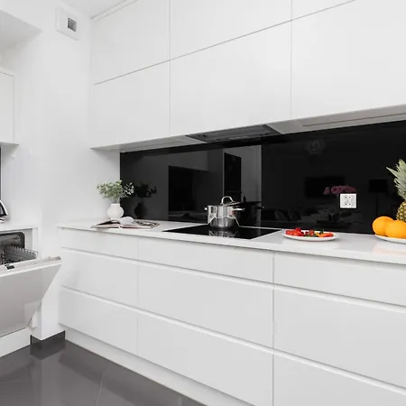 Flatbook Old Town - Stylish 2-bedroom With Parking * Gdansk