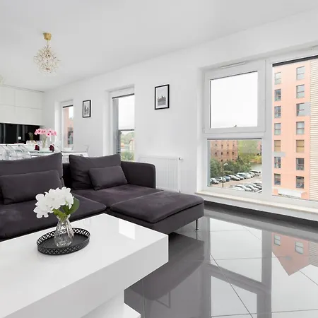 Flatbook Old Town - Stylish 2-bedroom With Parking Appartement Gdańsk