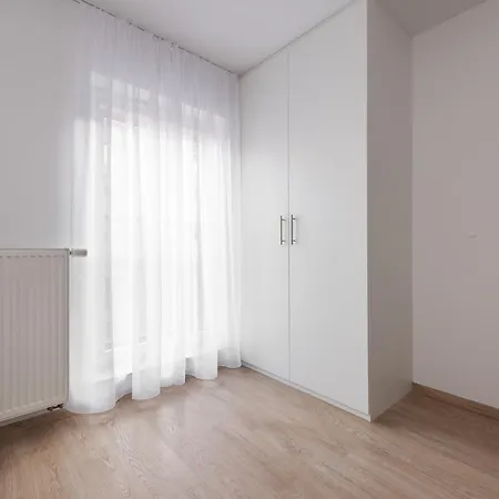 Flatbook Old Town - Stylish 2-bedroom With Parking