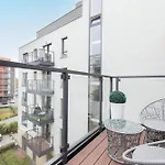Flatbook Old Town - Stylish 2-bedroom With Parking Appartamento *